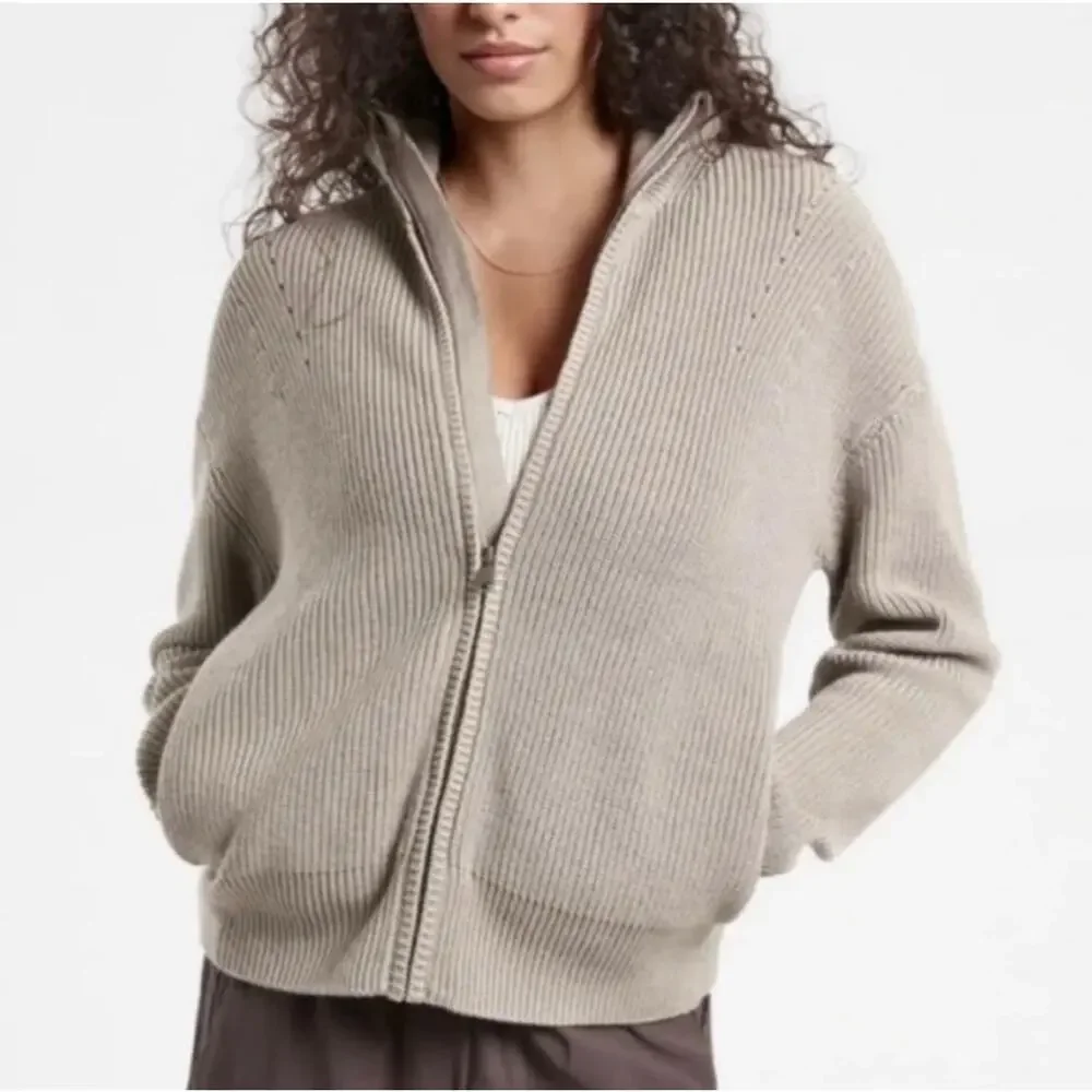 *SOLD* Athleta Escapade Mock Neck Bomber Bluff Grey M Merino Wool Blend Zip